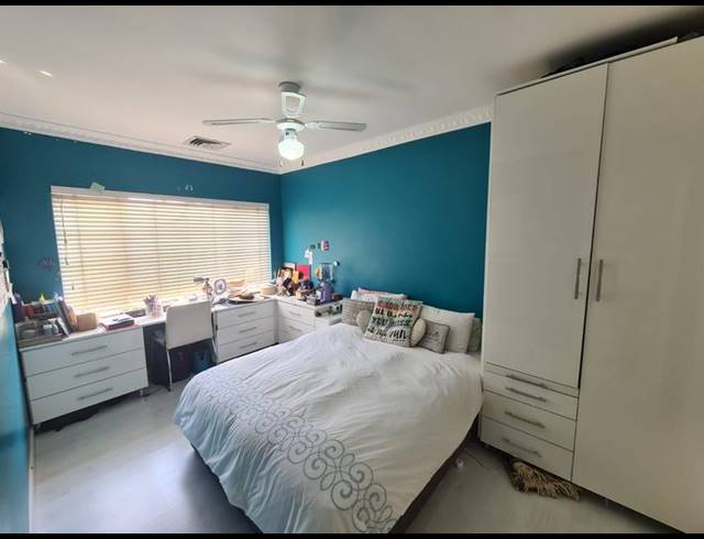 4 BEDROOM TOWNHOUSE FOR SALE IN MUSGRAVE